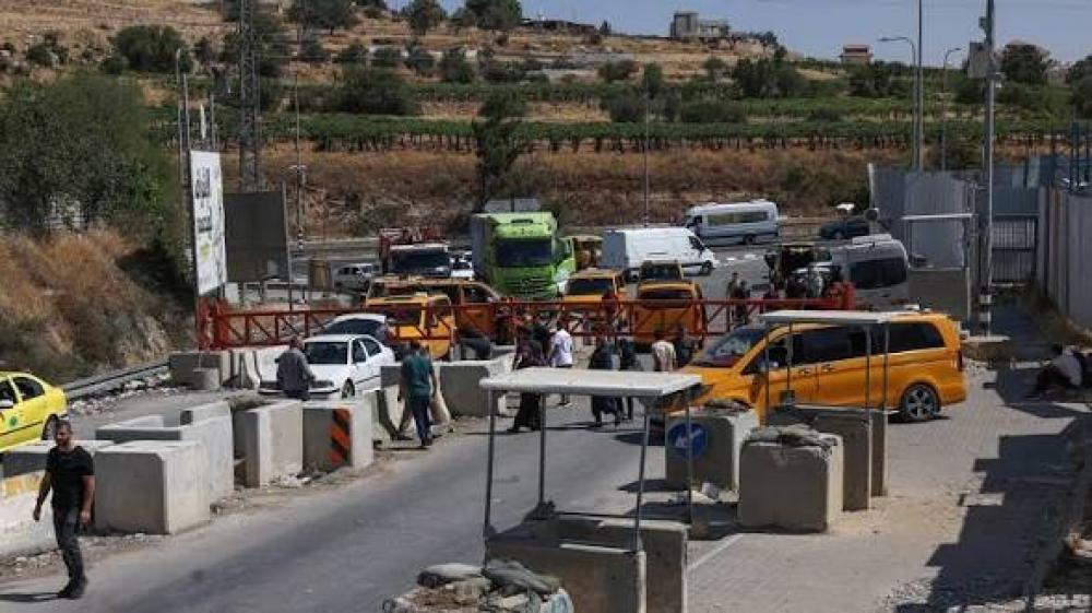 الاحتلال يفرض إغلاقًا شاملًا على الضفة لأسبوع بذريعة "عيد العرش"